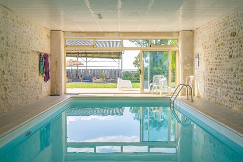 Charming House 'Grands Gites 16 Personnes' with Private Terrace, Garden & Wi-Fi