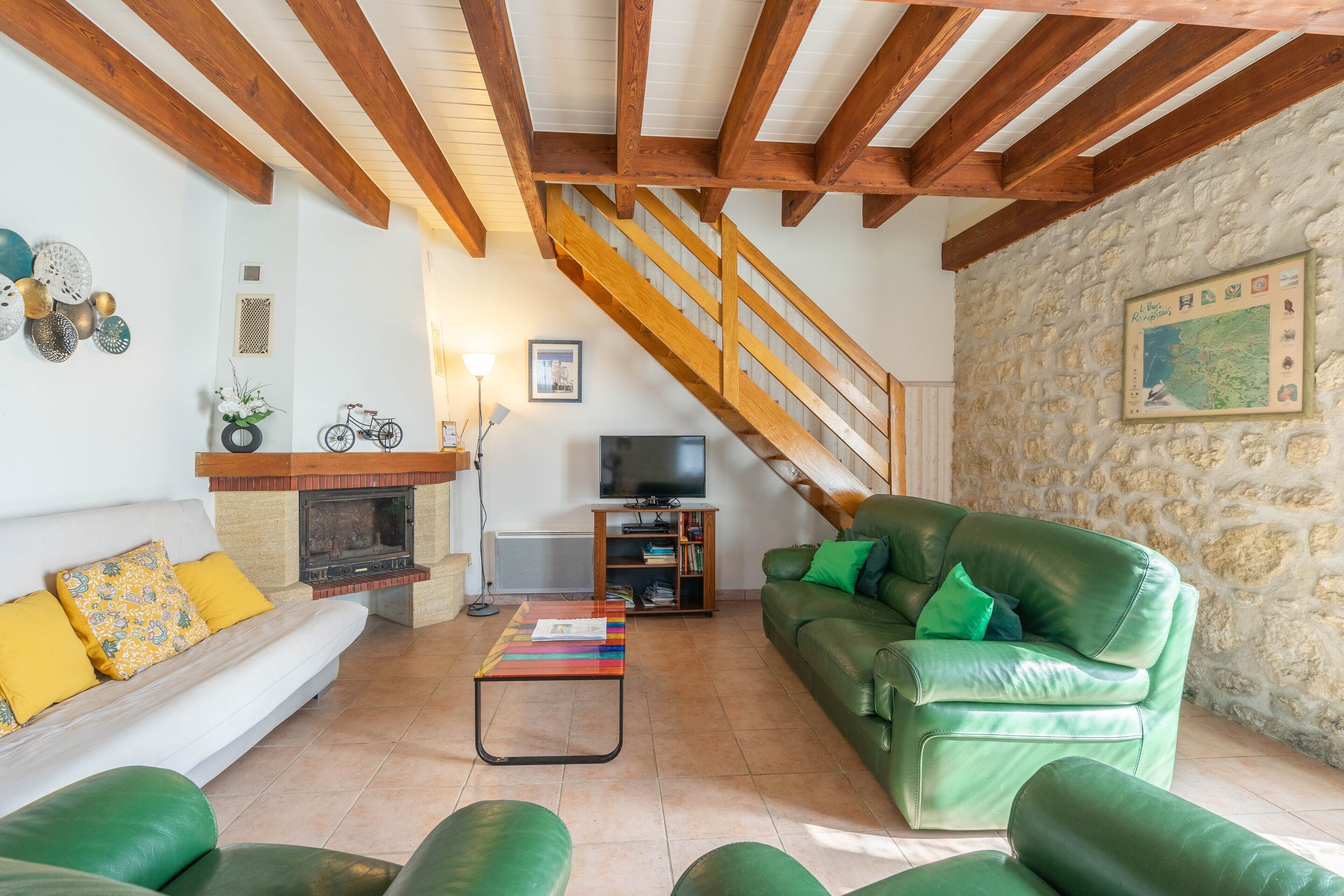 Télévision, table de tennis de table