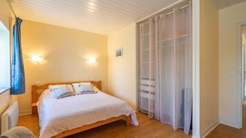 8 chambres, fer et planche Ă repasser, Wi-Fi gratuit