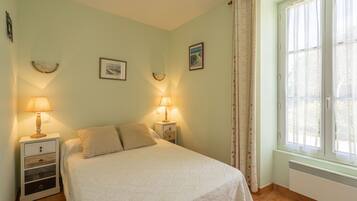 8 chambres, fer et planche Ă repasser, Wi-Fi gratuit