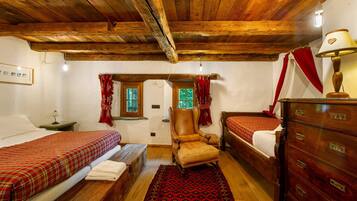 5 camere, ferro/asse da stiro, Wi-Fi gratuito, lenzuola