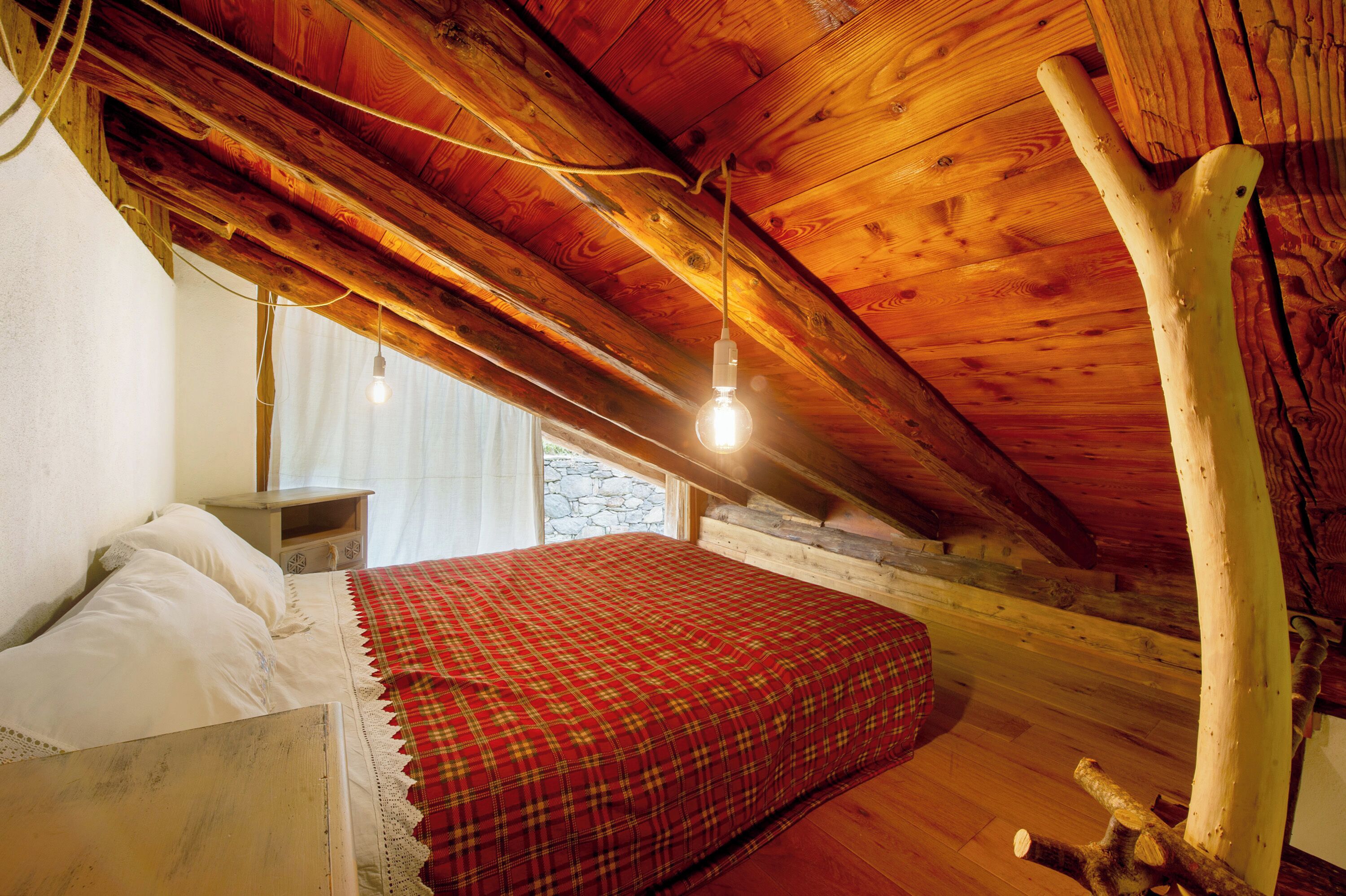 5 camere, ferro/asse da stiro, Wi-Fi gratuito, lenzuola