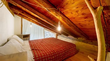 5 camere, ferro/asse da stiro, Wi-Fi gratuito, lenzuola