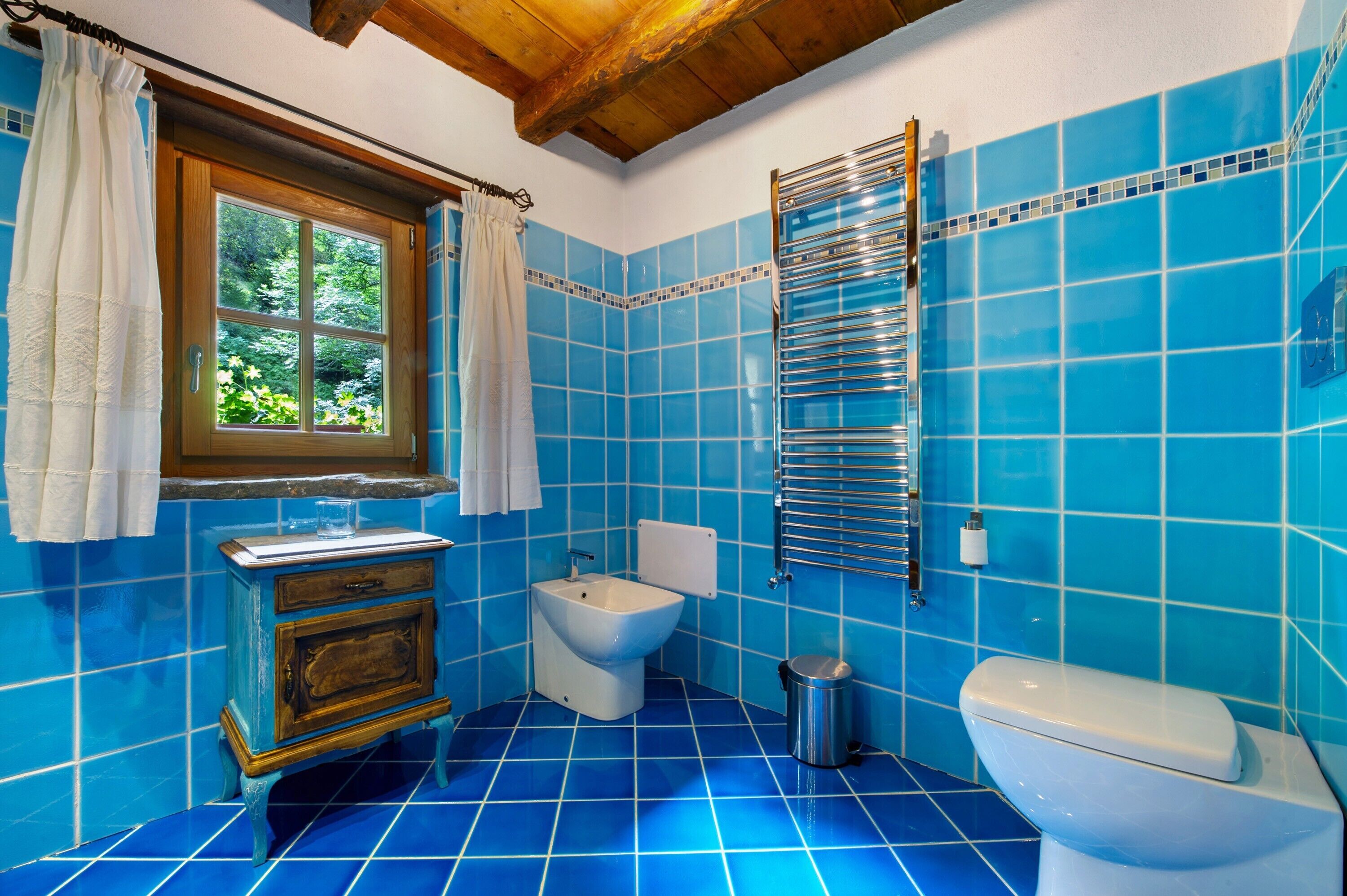 Doccia, asciugacapelli, asciugamani