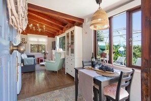 TV - 'La Florida' with Sea View, Private Terrace and Wi-Fi (Icod de los Vinos)