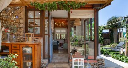 'La Florida' with Sea View, Private Terrace and Wi-Fi