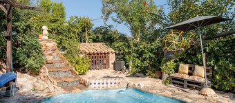 Rural House 'La Cuina De Paqui' with Private Pool, Private Terrace and Wi-Fi