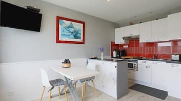 KĂžleskab, mikrobĂžlgeovn, ovn, kogeplade