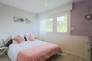 1 sovrum, strykjärn/strykbräda, gratis wi-fi och sängkläder