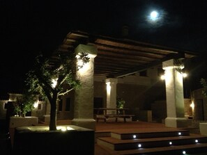 Terrace/patio - Room 'Cave 2' with Mountain Views, Private Pool and Wi-Fi (Setenil de las Bodegas)