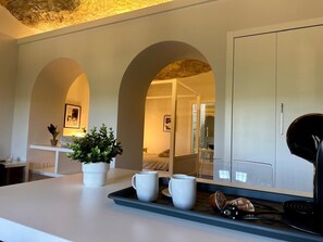 Interior - Room 'Cave 2' with Mountain Views, Private Pool and Wi-Fi (Setenil de las Bodegas)