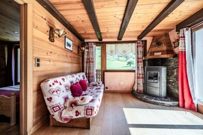 Fernseher, Kamin
