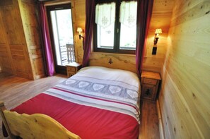 3 chambres, fer et planche à repasser, Wi-Fi gratuit