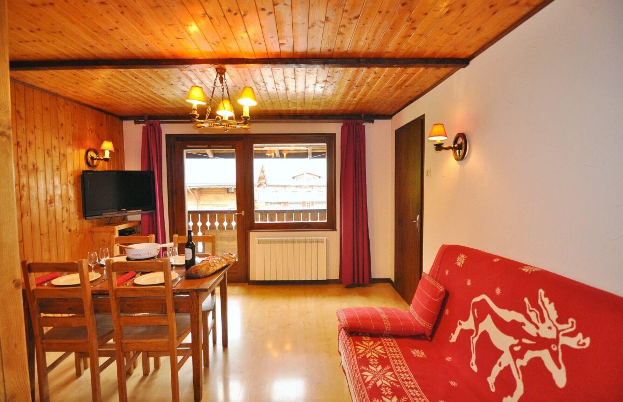 Televisio, pöytätennispöytä