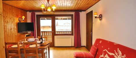 Télévision, table de tennis de table