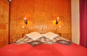 2 camere, ferro/asse da stiro