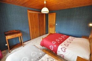 3 bedrooms