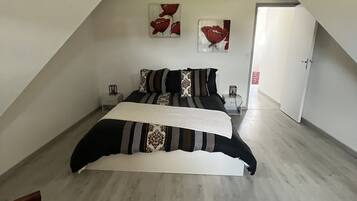 4 Schlafzimmer, kostenloses WLAN, BettwÀsche