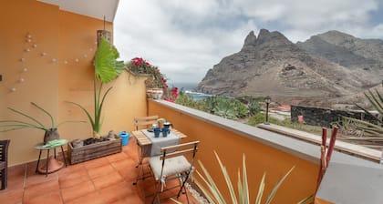 Maison de vacances 'La Casa De Los Viajeros' avec vue mer, terrasse privée et Wi-Fi