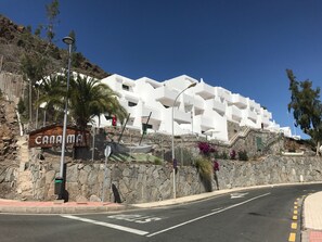 Exterior - Holiday Apartment 'Amazing' with Sea View, Shared Pool and Wi-Fi (Mogán)