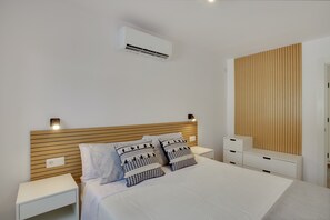 1 bedroom, free WiFi, bed sheets - Holiday Apartment 'Martina's Suite Vacation' with Shared Pool and Air Conditioning (Mogán)