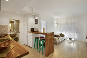 Interior - Vacation Apartment 'Deluxe Las Canteras Beach' with Wi-Fi (Las Palmas de Gran Canaria)