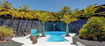 Vacation Villa 'El Cactus' with Shared Pool and Wi-Fi