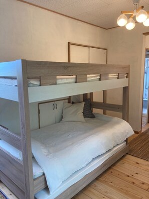 1 bedroom, iron/ironing board, bed sheets