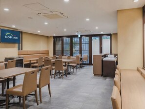 用餐