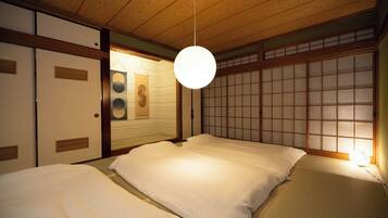 3 bedrooms, desk, free WiFi, bed sheets