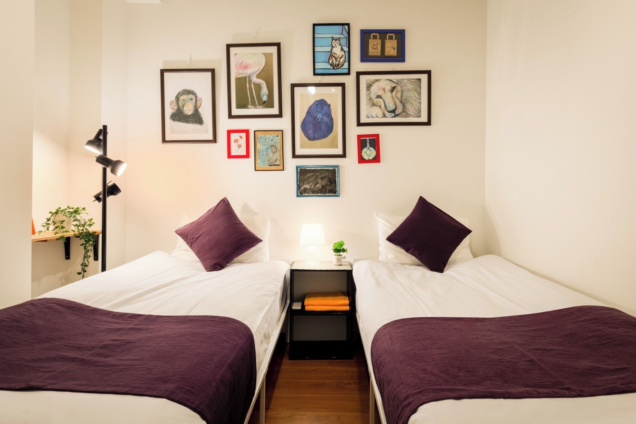 4 Schlafzimmer, Schreibtisch, kostenloses WLAN, Bettwäsche