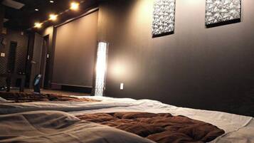 1 bedroom, desk, free WiFi, bed sheets