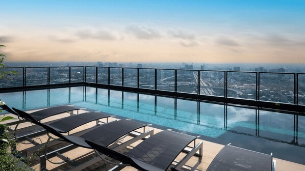 Outdoor pool - Cassia Rama 9 Bangkok, part of Banyan Group (Bangkok)