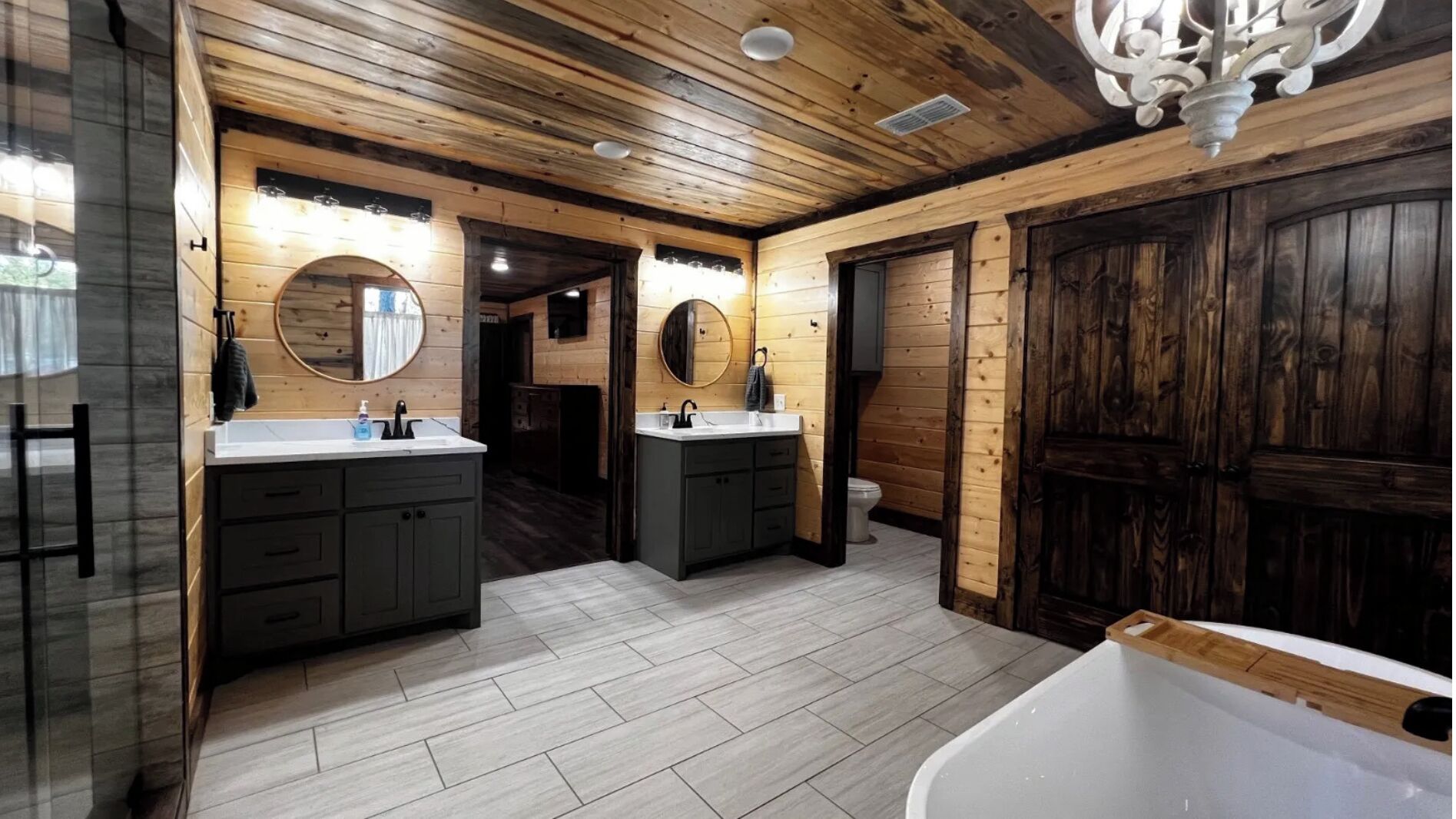 Red Fern Cabin - Honeymoon Suite 