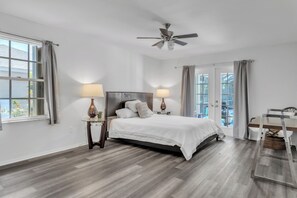 3 bedrooms, desk, free WiFi, bed sheets