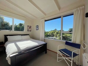 4 Schlafzimmer, Bügeleisen/Bügelbrett, WLAN