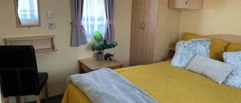 2 Schlafzimmer, Bügeleisen/Bügelbrett, WLAN