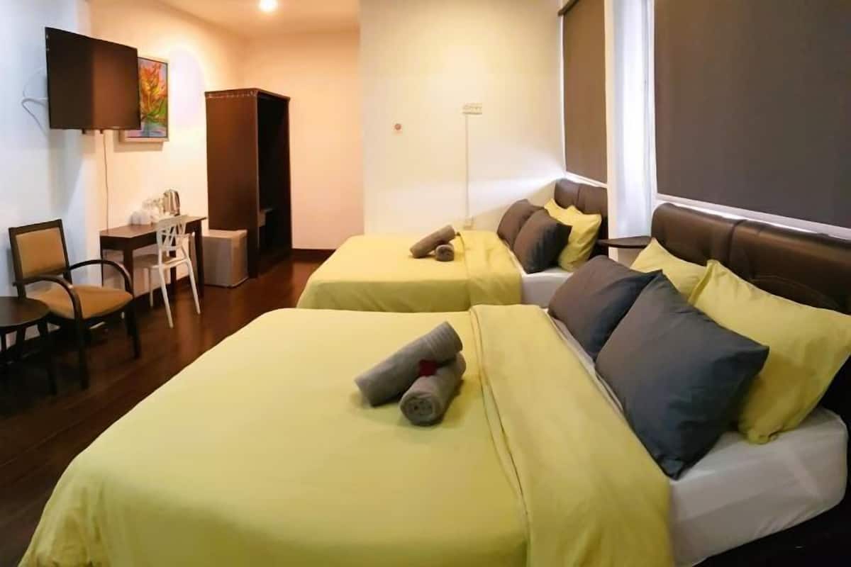 1 habitación, minibar, escritorio y espacio para trabajar con laptop