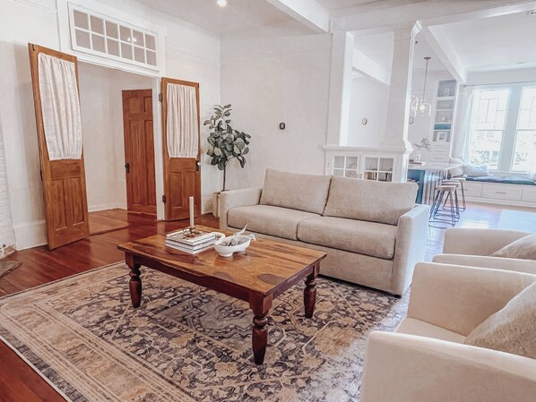 The Leighton Suite | Living area