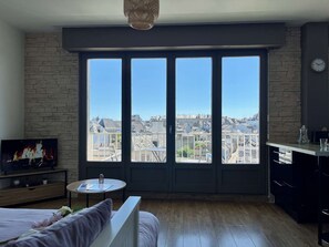 1 chambre, fer et planche Ă repasser, Wi-Fi, literie fournie