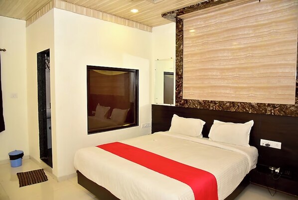 Free WiFi - Goroomgo Swapnalok Lonavala (Mawal)