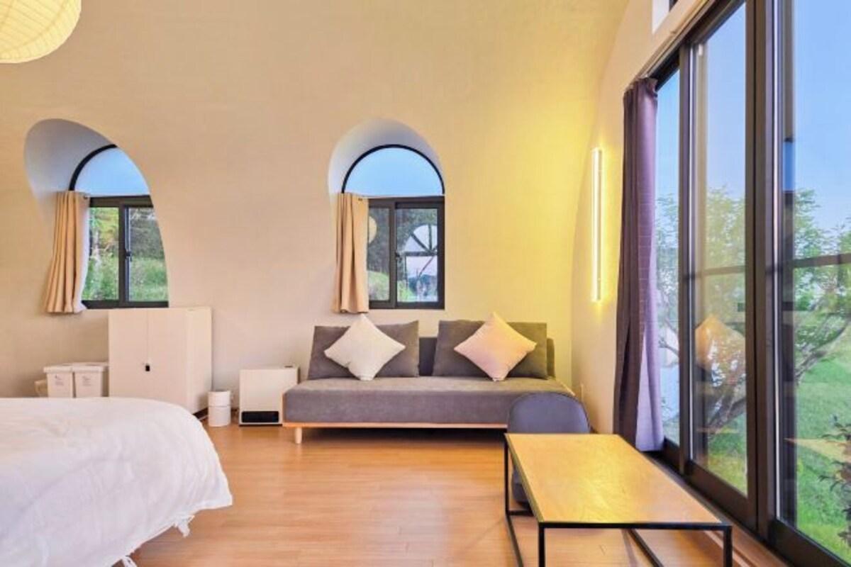 Dome C @ Villas Minato