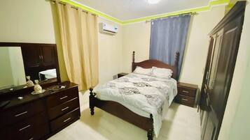 3 quartos, ferros/tábuas de passar roupa, Wi-Fi