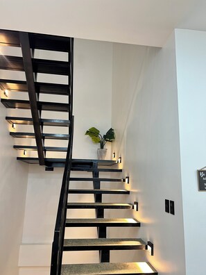 Interior - Aqua Bliss  3-bedroom 3.5 bathroom villa in fabulous West Bay  (West Bay)