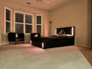 3 bedrooms, iron/ironing board, free WiFi, bed sheets - Welcome to the Large House  (Ione)