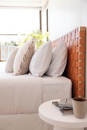 3 habitaciones, tabla de planchar con plancha, cuna de viaje y wifi