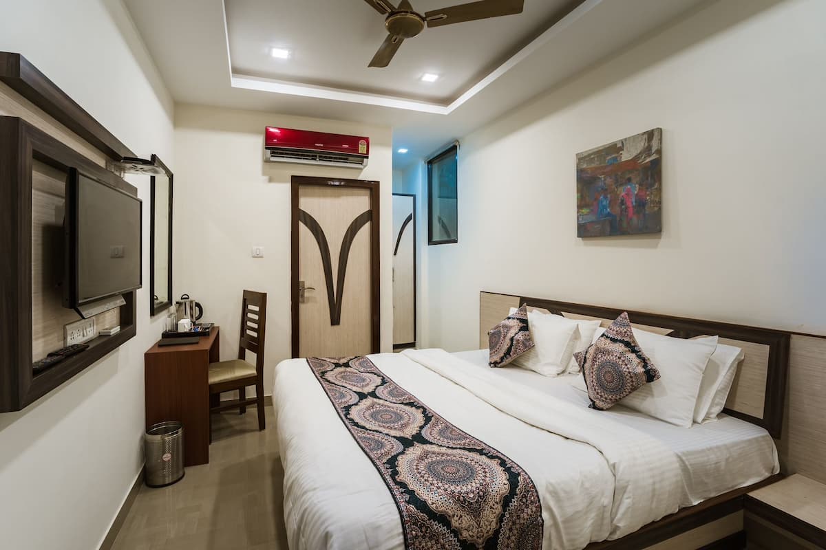 Standard Double Room, City View | Free WiFi