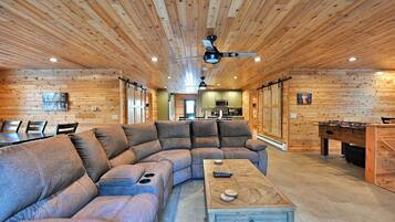 Smart TV, fireplace, DVD player, books