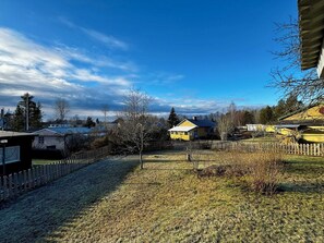 Property grounds - Welcome to our beautiful holiday home in Sweden! (Kalmar län)