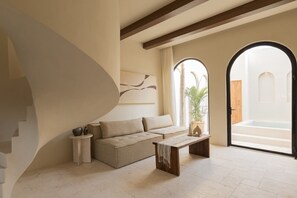 Interior - Spacious Romantic Villa Sawa in Pererenan (Pererenan)